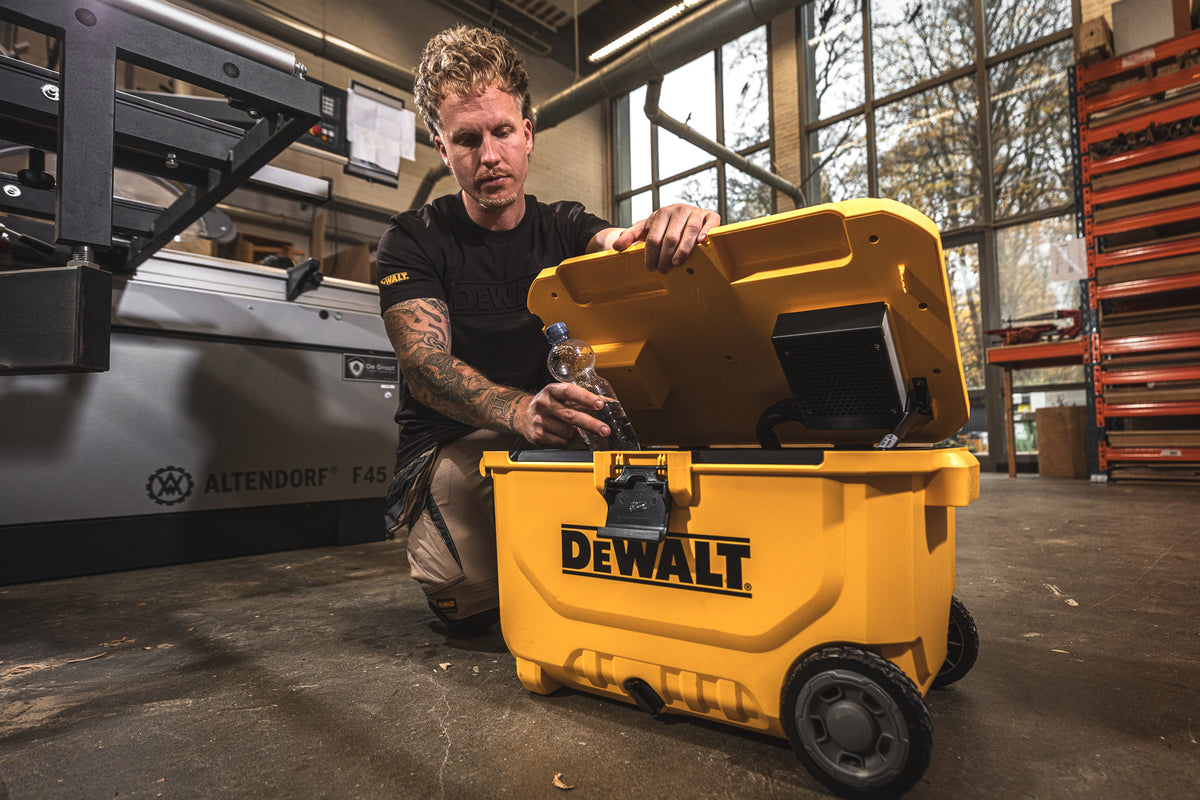 DEWALT 20V MAX Portable Air Cooler with Digital Display, 3-Speed-Tool Only DXACN01B