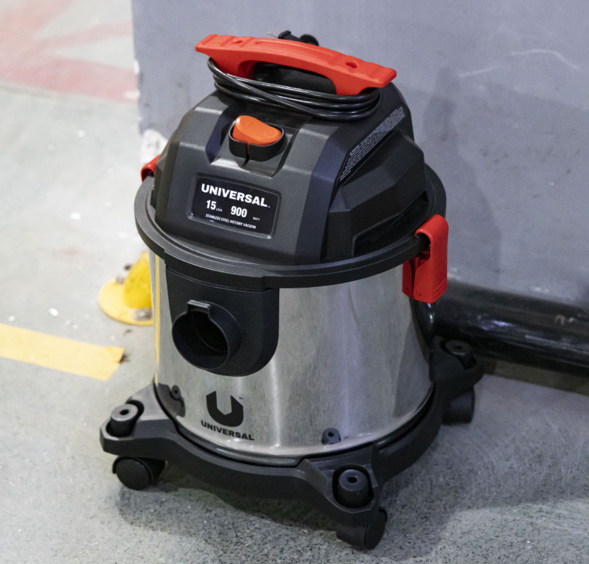 UNIVERSAL 15L Wet/Dry Vacuum